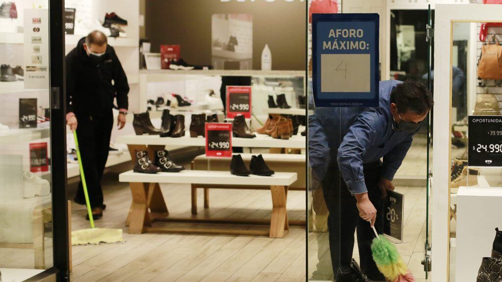Presentan proyecto para que el comercio cierre a las 20 hrs