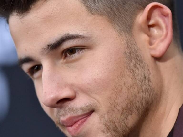 Seguidoras de Nick Jonas lo critican por lucir unos «kilos demás»