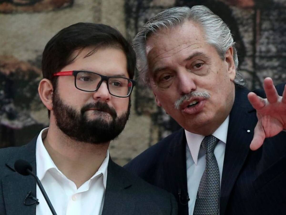 Presidente Boric confirma ayuda desde Argentina para combatir los incendios forestales: «Además de brigadistas, recibiremos maquinarias»