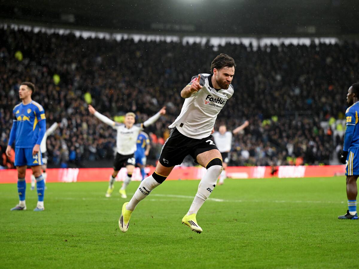 Ben Brereton en racha: marcó por segundo partido consecutivo y ante un equipo de Premier League