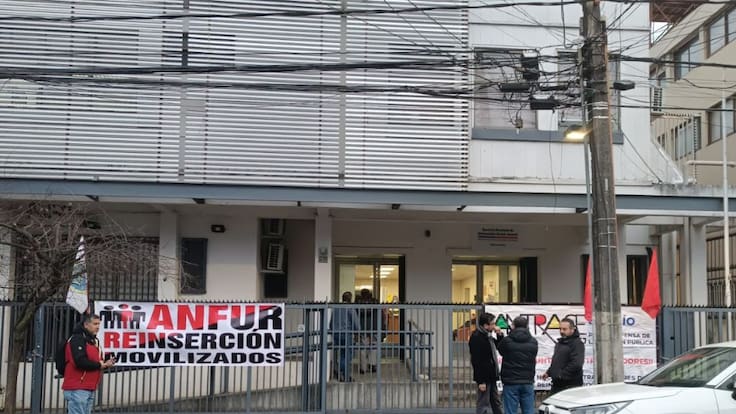 Trabajadores del Servicio de Reinserción Juvenil de Coronel se movilizan y denuncian grave crisis de seguridad