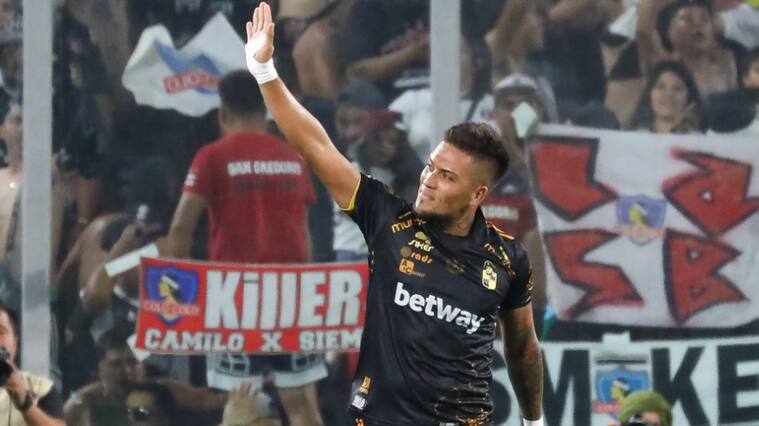 "No creo que ahora me quieran tanto": La reacción de Javier Parraguez tras brillar ante Colo Colo en el Monumental