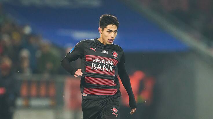 Darío Osorio aportó una asistencia en increíble empate del Midtjylland: el chileno sigue con chances de ser campeón