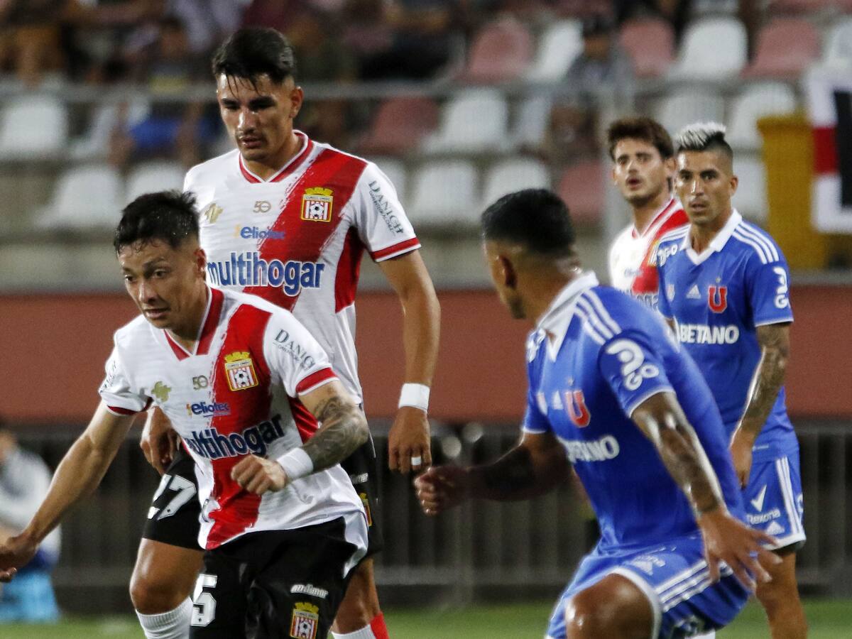 Curicó Unido supera a la U por los octavos de final ida de Copa Chile