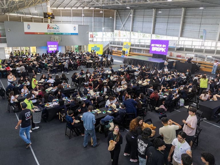 “Mi Primer Robot”: niños y niñas de Renca tienen fascinante acercamiento a las nuevas tecnologías
