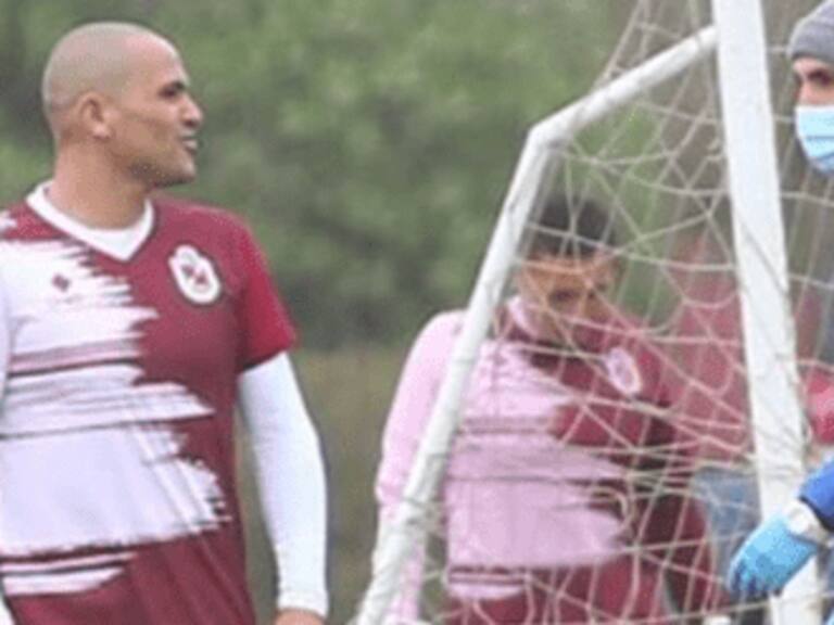 Humberto Suazo fue presentado oficialmente como refuerzo en Deportes La Serena