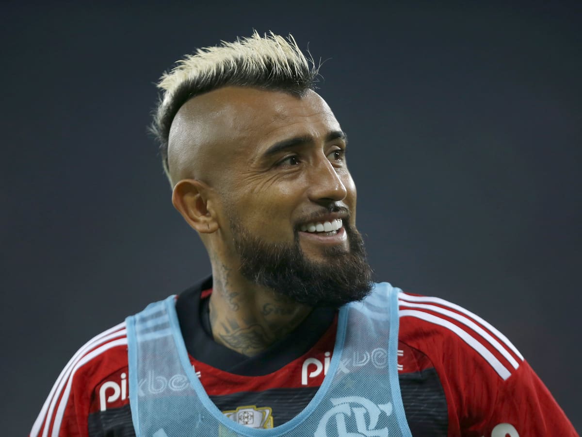 “La mesa redonda...”: Los tremendos guiños de América de Cali a Arturo Vidal que encienden las redes sociales