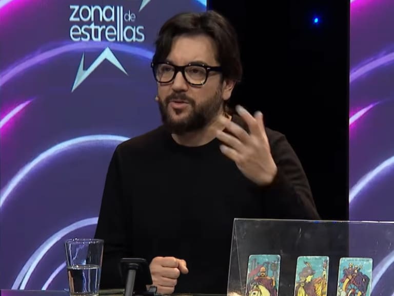 Álvaro Santi remece programa con impactante predicción sobre famoso rostro de TV: “Es algo que se está gestando”