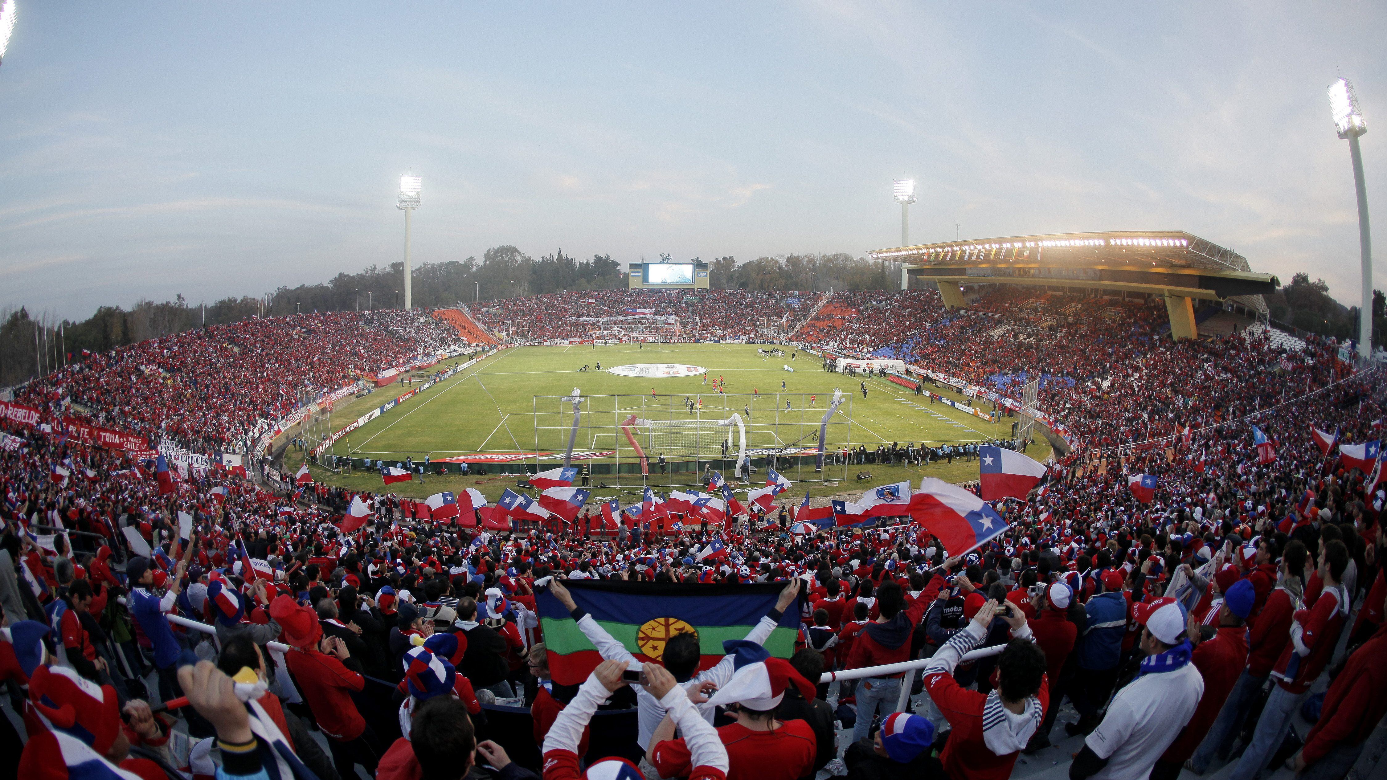 12 de Julio 2011/MENDOZAPartido valido  por el grupo C de Copa America entre las seleccion de Chile vs Peru, jugado en el estadio Malvinas Argentina de Mendoza 
FOTO:MARIO DAVILA/AGENCIAUNO