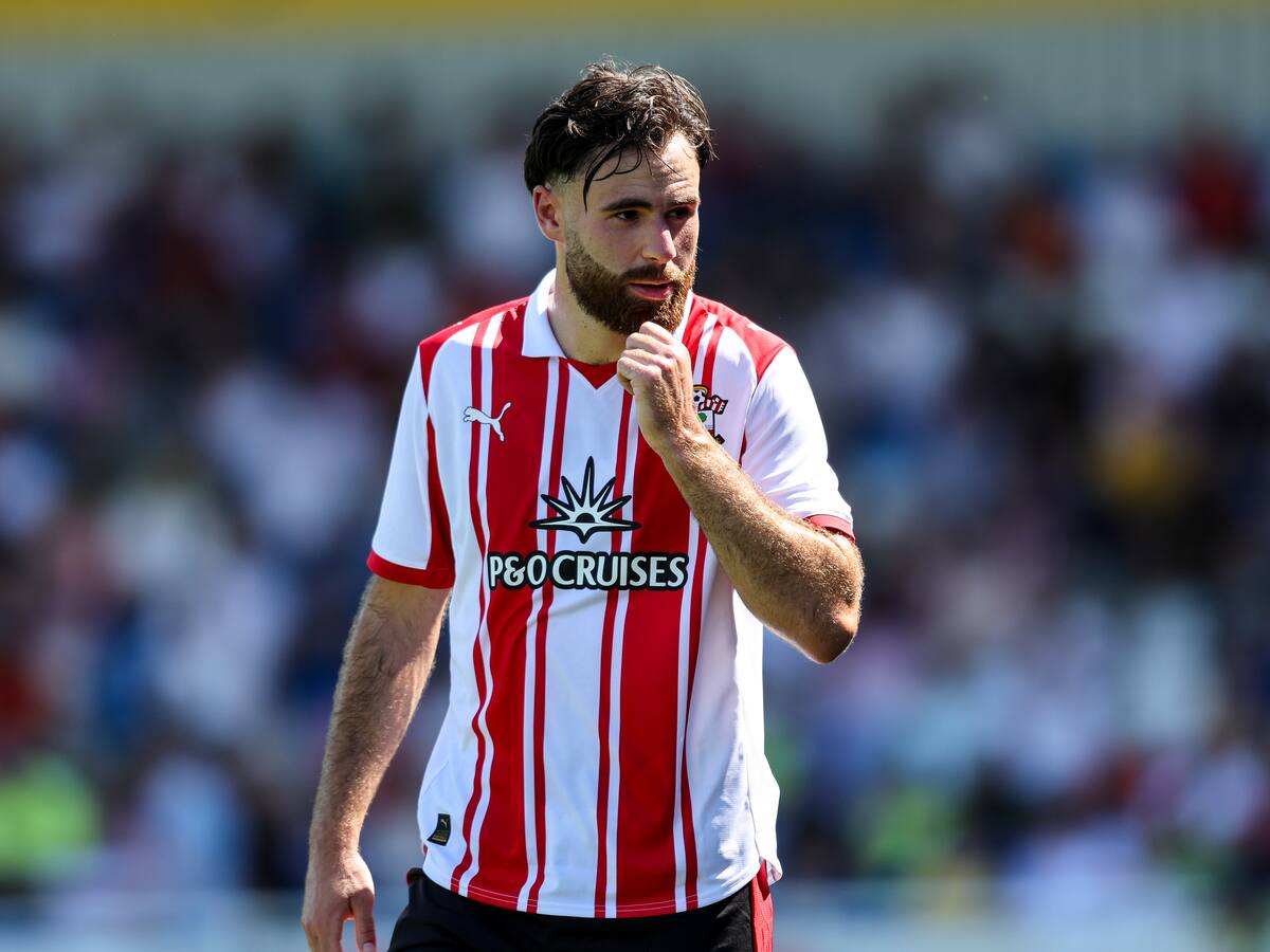 DT de Southampton aclara la situación de Ben Brereton y le envía contundente mensaje al chileno
