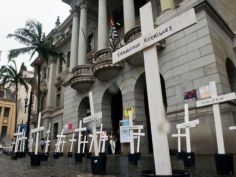 Conmemoración en Sao Paulo de la masacre de Carandiru en Brasil