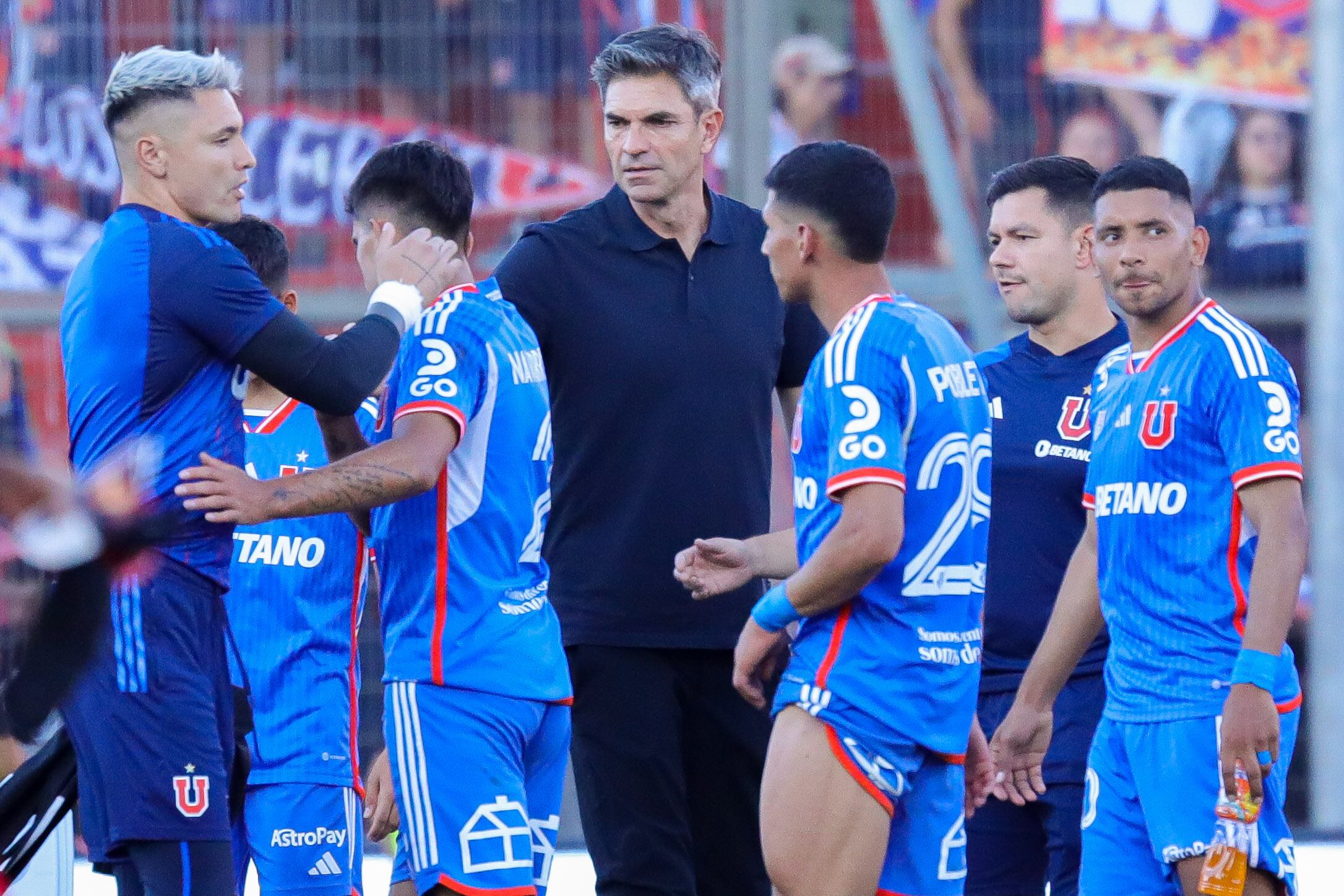 Hinchas de la U despidieron a Mauricio Pellegrino | Agencia Uno