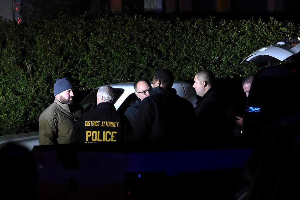 Policías en la zona del tiroteo en California