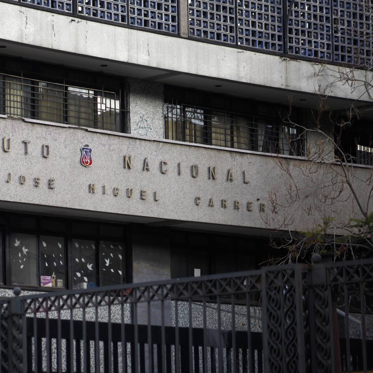 Tras amenazas de tiroteo: Instituto Nacional mantendrá clases online hasta vacaciones de invierno