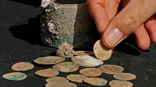 Desenterraron tesoro de monedas de oro en Israel