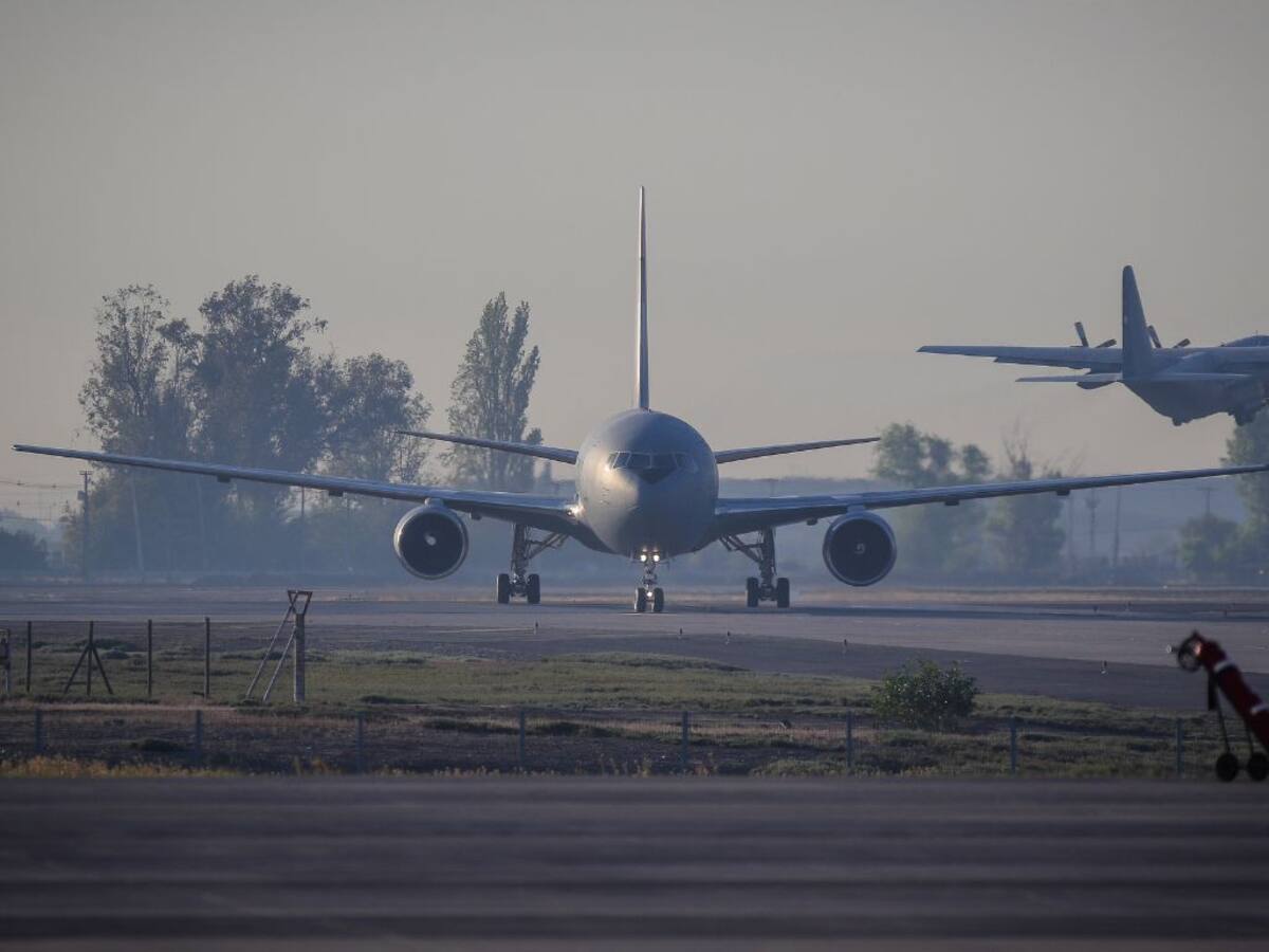 Llegan al país chilenos deportados desde EE.UU.: es el quinto vuelo de este tipo en 3 meses