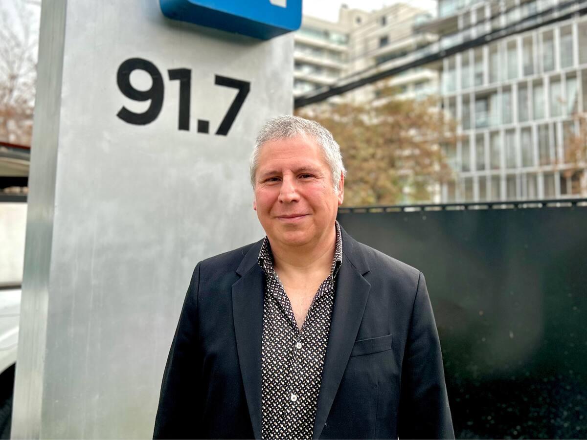Marcelo Aldunate y su libro sobre Los Bunkers: “Quedaron sorprendidos por detalles que ni ellos recordaban”