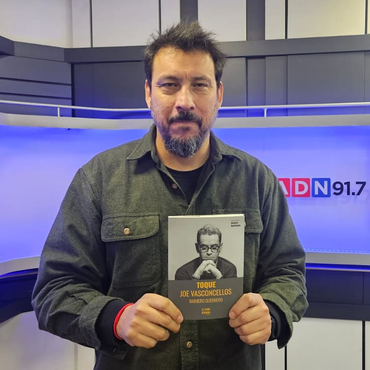 “Toque”: el libro que reconstruye la historia detrás de uno de los discos clave de la música chilena