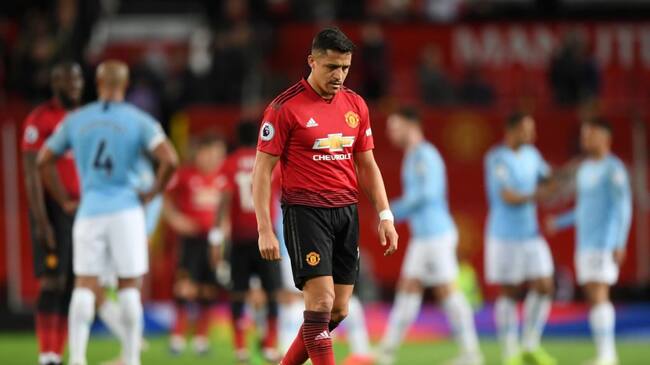 MANCHESTER, ENGLAND - APRIL 24: Alexis Sanchez of Manchester United looks dejected after the Premier League match between Manchester United and Manchester City at Old Trafford on April 24, 2019 in Manchester, United Kingdom. (Photo by Shaun Botterill/Getty Images)
