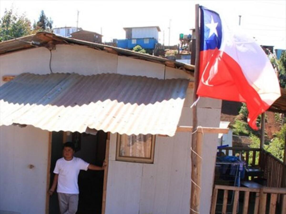 Fundación Sol: La pobreza en Chile llegaría al 29,4% sin subsidios del Estado