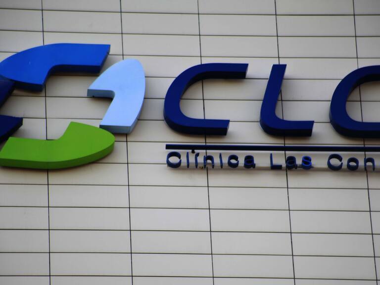 Caso tercera dosis a presidente de la CLC: clínica pierde demanda laboral e indemnizará a enfermera que denunció el hecho