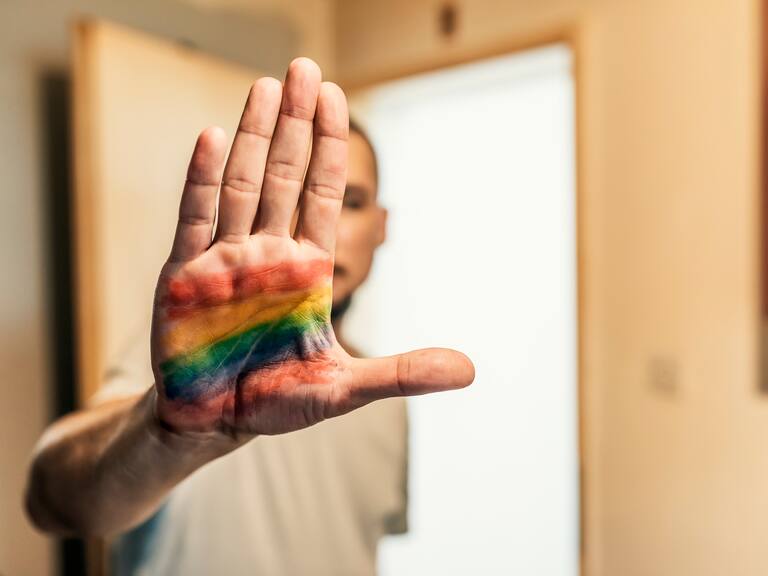 Paremos la homofobia