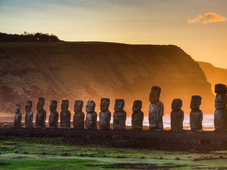 Moai femenino - Isla de Pascua