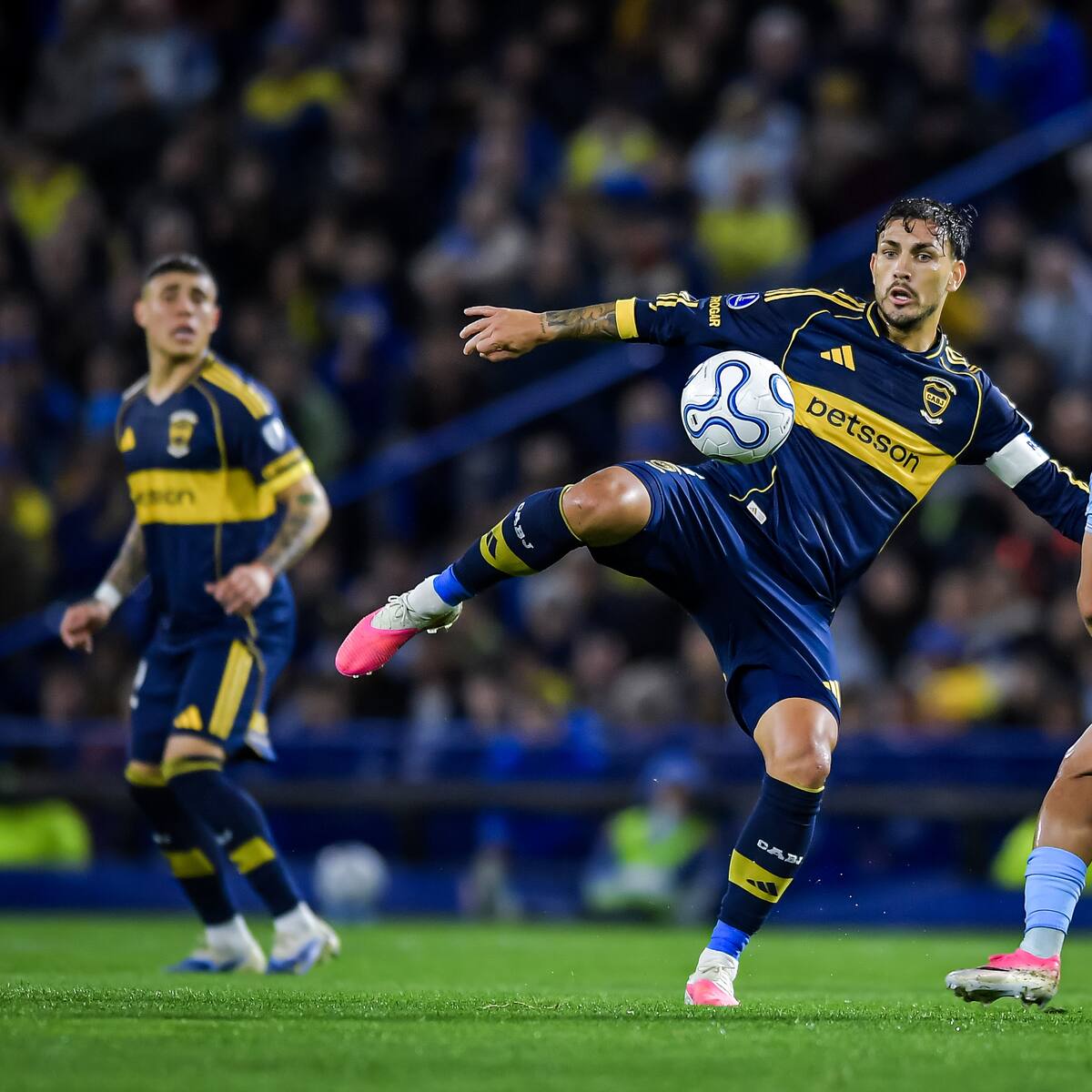 “Públicamente, nunca lo hice”: Leandro Paredes sorprende con especial mensaje a ídolo de Colo Colo tras el Boca-O’Higgins