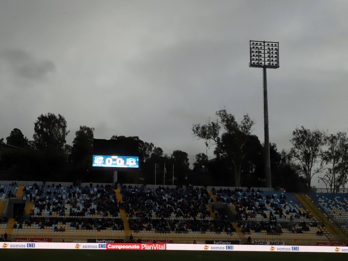 Alcaldesa Ripamonti por falla en iluminación del Estadio Sausalito: «Se produjo de manera excepcional una emergencia»
