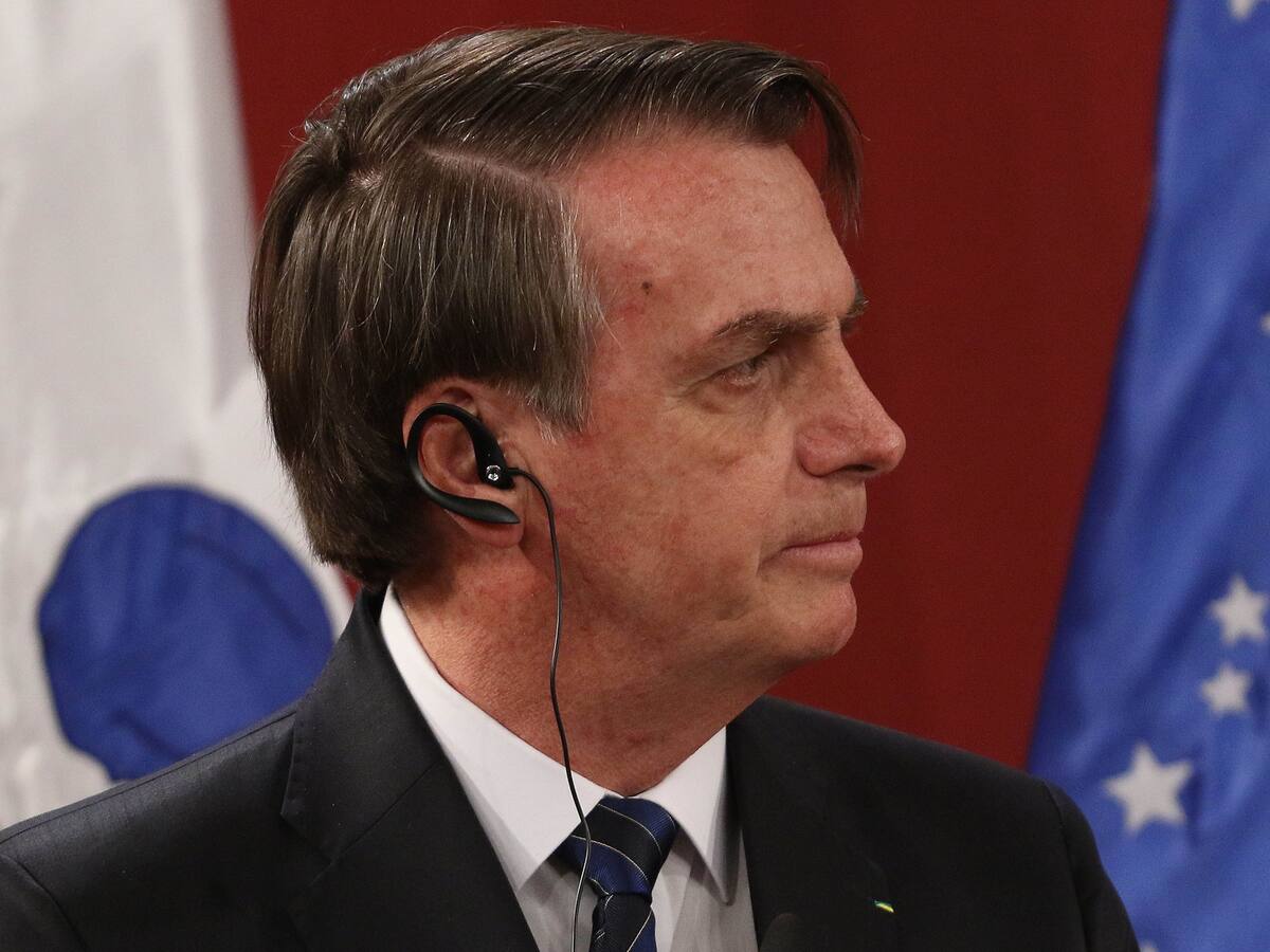 Bolsonaro terminó conferencia de prensa con periodistas sin usar mascarilla ni respetar medidas de distanciamiento físico
