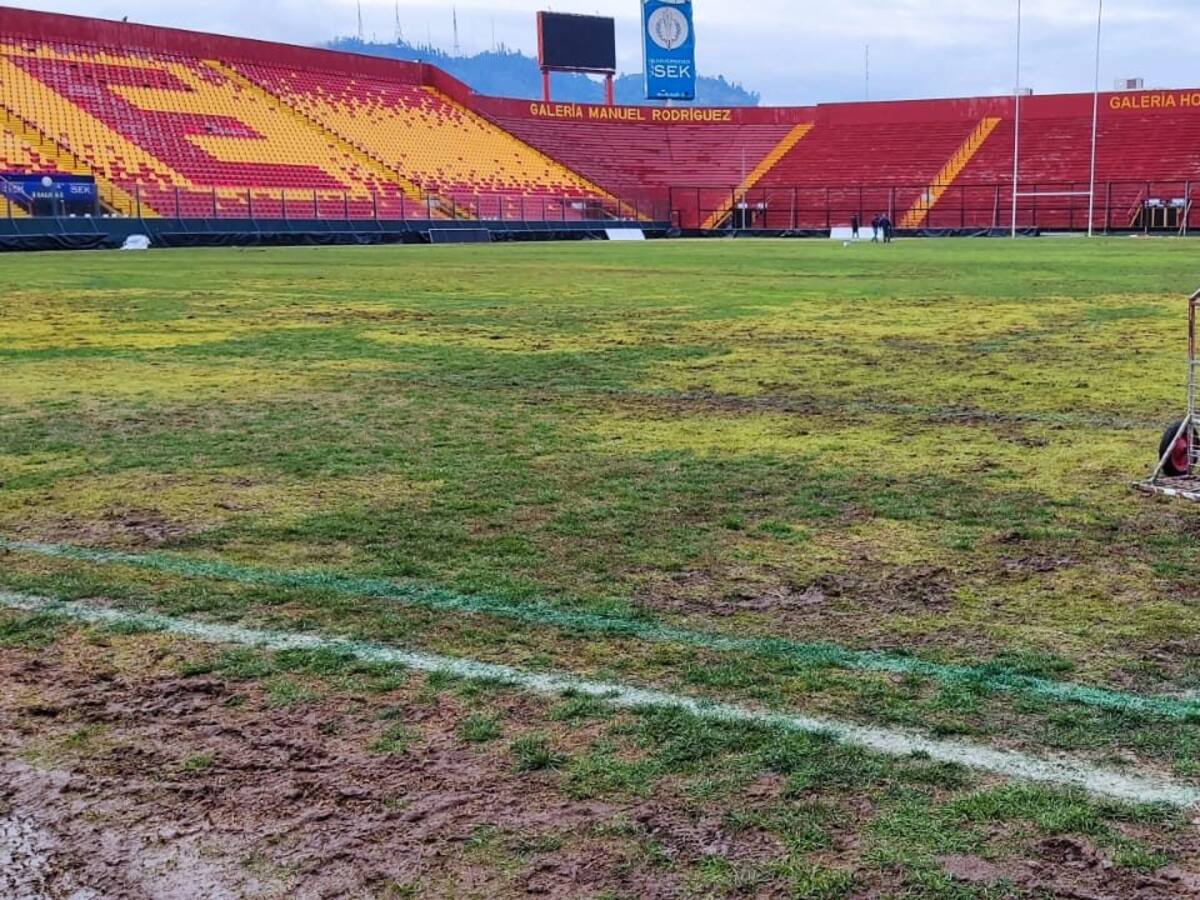 «En Santa Laura no se puede jugar»: Unión Española busca alternativas para recibir a la UC