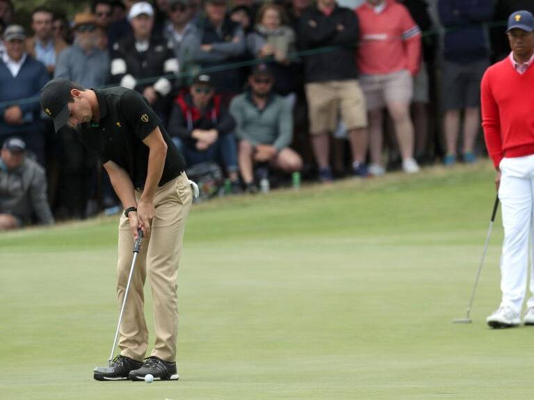 Tiger Woods elogió el nivel de Joaquín Niemann en The Genesis Invitational: "Se ha vuelto mucho más fuerte y es muy atlético"