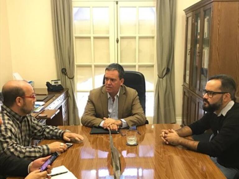 Senador Harboe se comprometió a poner en tabla proyecto de matrimonio igualitario