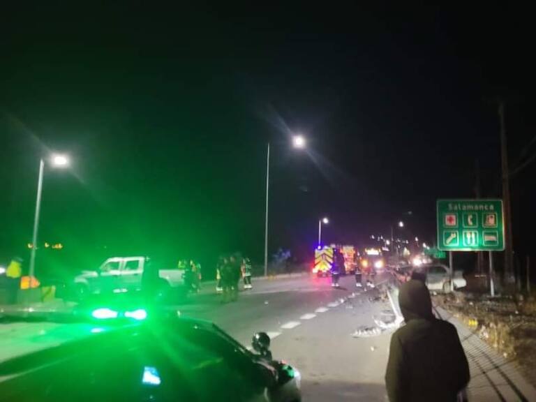 Trágico accidente vehicular deja dos jóvenes fallecidos y tres lesionados en Salamanca