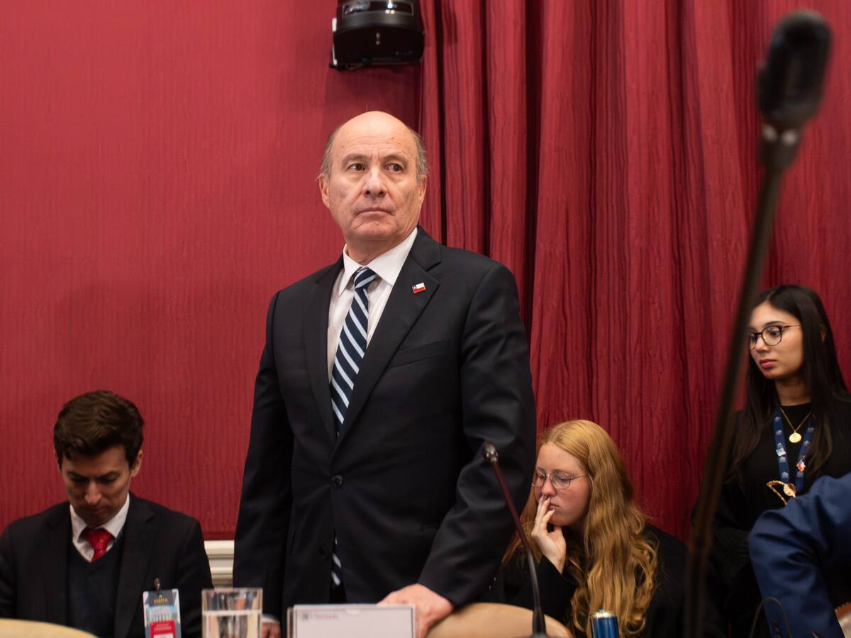 Tras tensión con el PPD: Gobierno da un paso atrás y mantiene impuesto corporativo de 23%