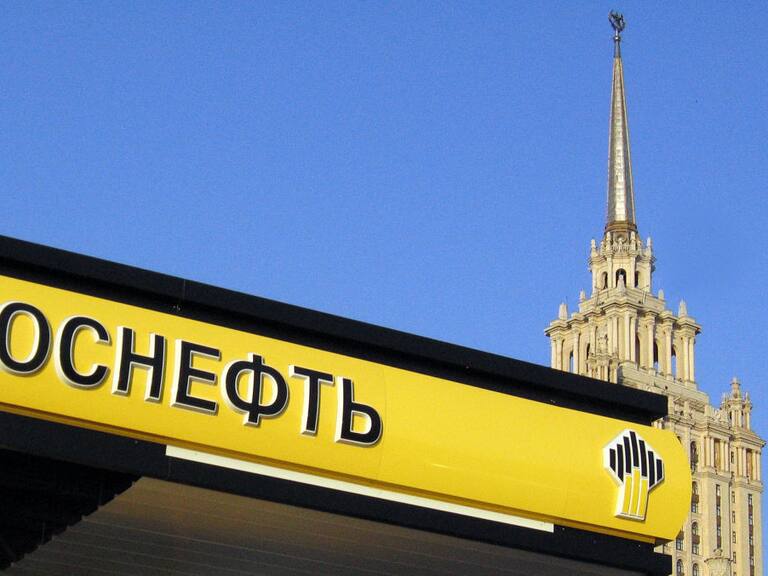 El logo de la compañía estatal rusa Rosneft