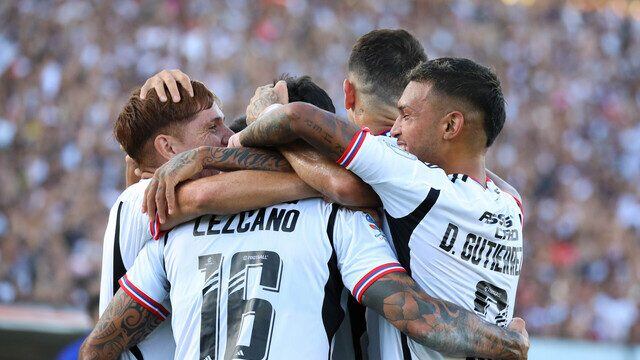Colo Colo formación