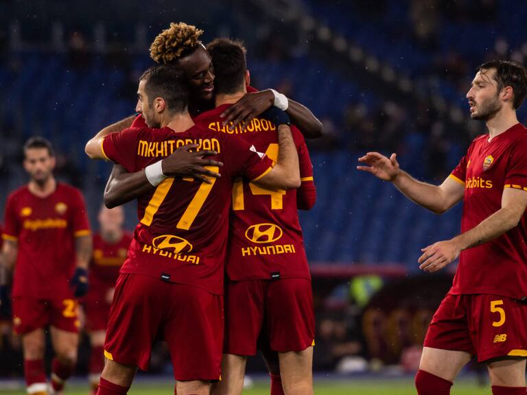 Roma derrotó al Lecce y enfrentará al Inter de Milán por la Copa Italia