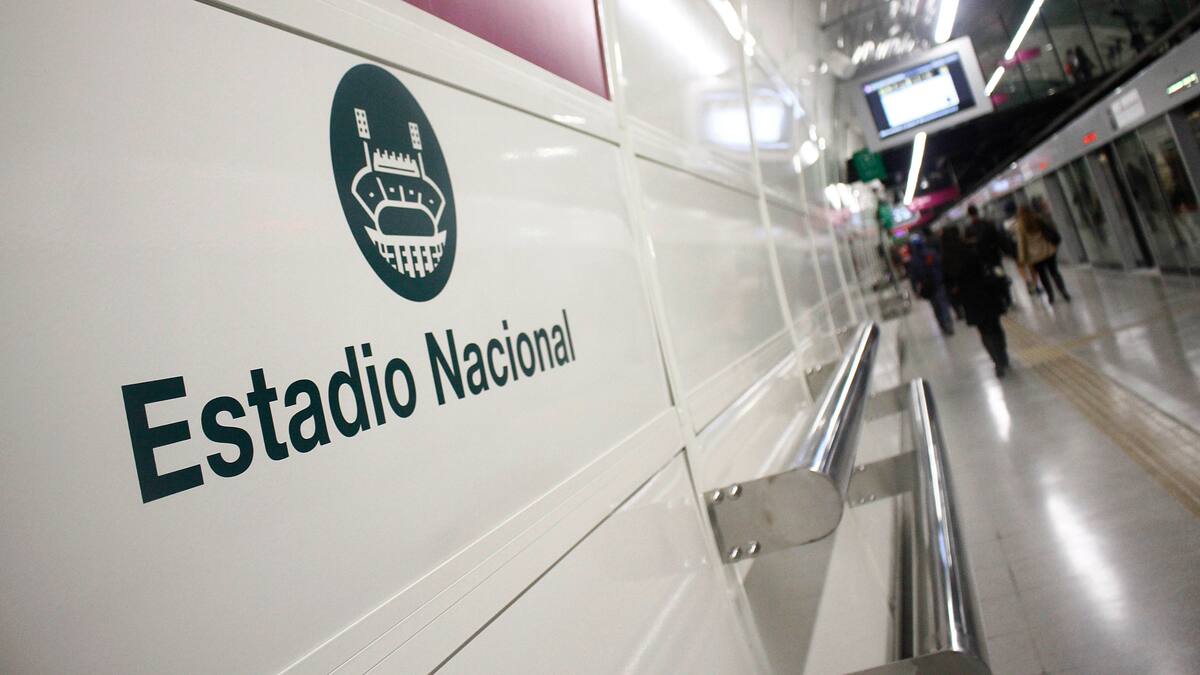 Chile vs Ecuador: así funcionará el Metro y el sistema Red por el partido de este martes 25 de marzo