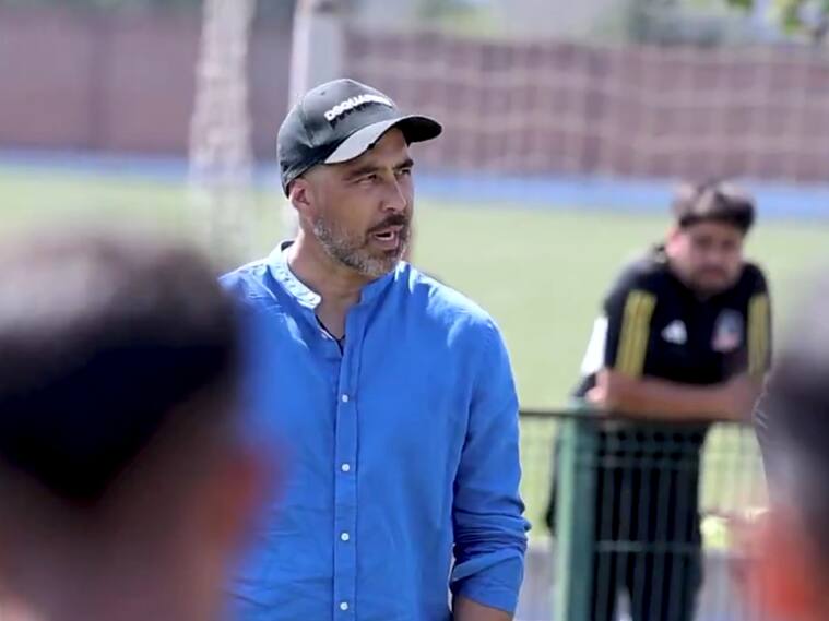 X: @ColoColo
