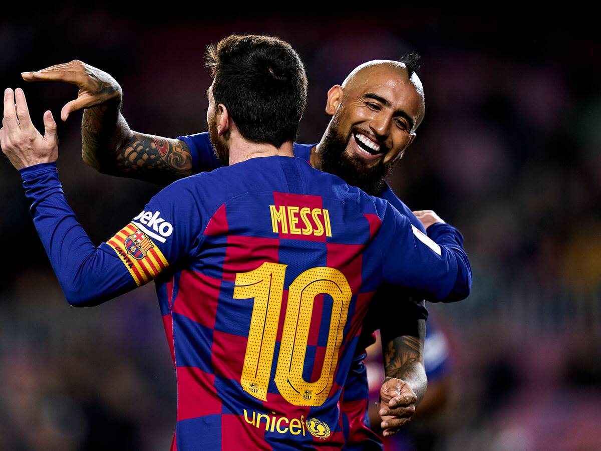 Arturo Vidal revela que Lionel Messi y otros cracks lo felicitaron por volver a Colo Colo: “Hablamos siempre”