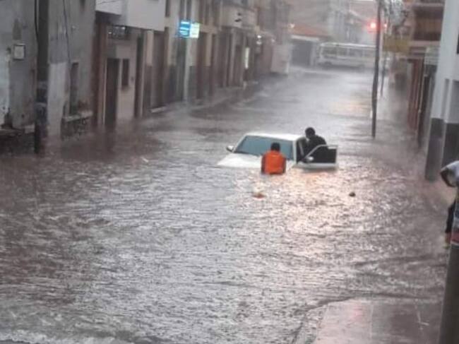 Graves inundaciones por un temporal en Sucre