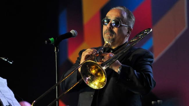 MEXICO CITY, MEXICO - JULY 01: American singer Willie Colon, also known as The King of Salsa, performs during his show to celebrate the 50th Anniversary of his musical career at Gran Forum on July 01, 2017 in Mexico City, Mexico. (Photo by Pedro Gonzalez Castillo/LatinContent via Getty Images)