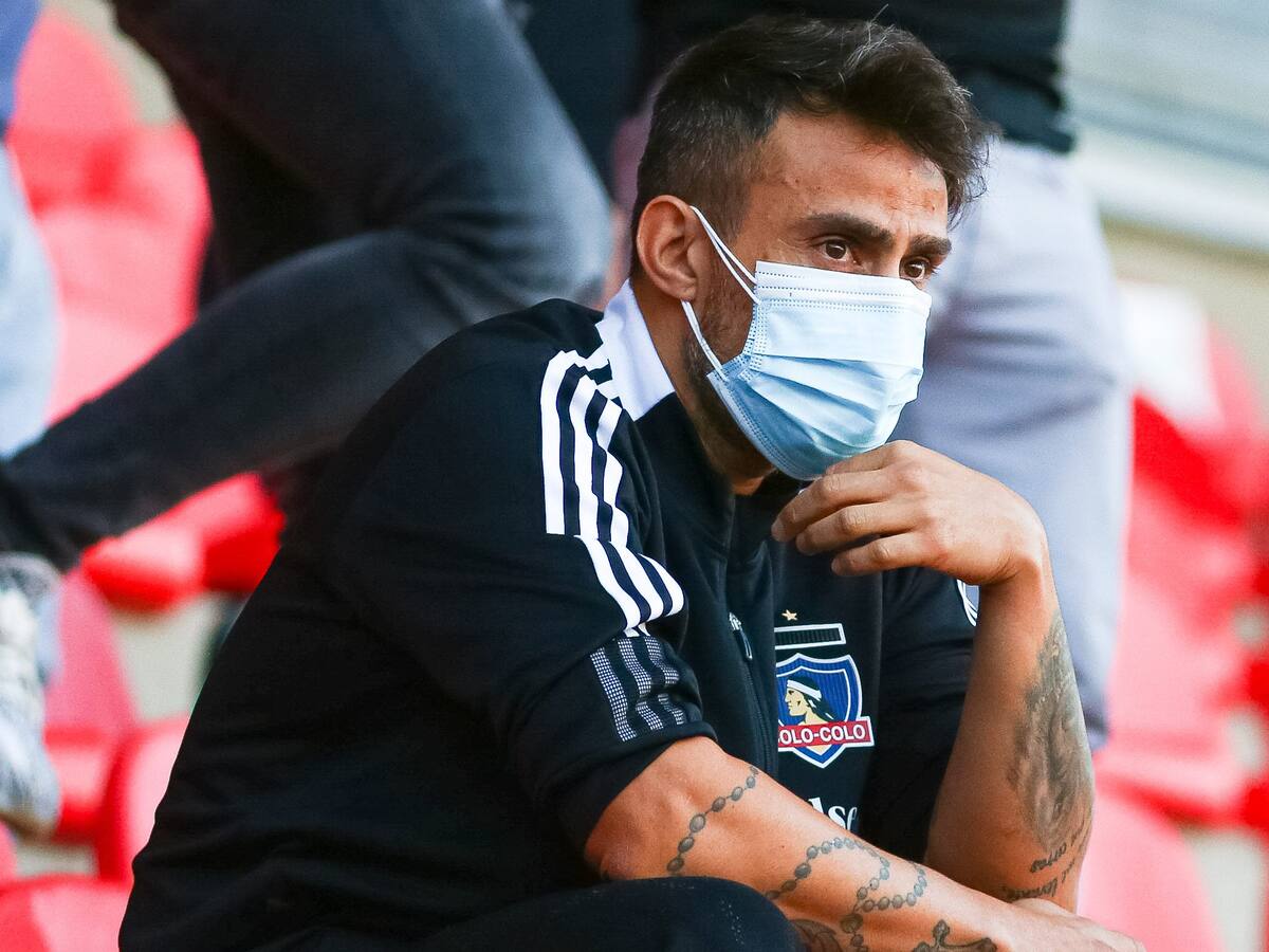 Jorge Valdivia sufrió la goleada que recibió Colo Colo y pidió «urgente que se pueda jugar con público contra Fortaleza»