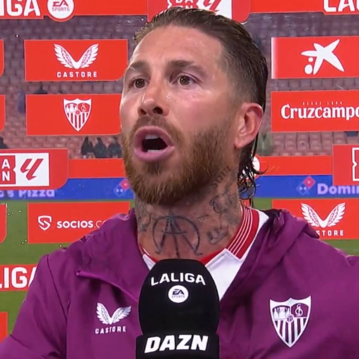 El “anda pa’ allá bobo’ español: Sergio Ramos se enfrascó en dura discusión con hincha del Sevilla