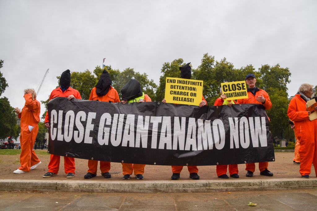 Protesta en Londres que exige el cierre de la prisión de EEUU en Guantánamo
