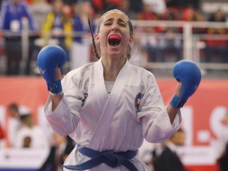 Valentina Toro se quedó con la medalla de plata en la Premier League de Karate en Turquía