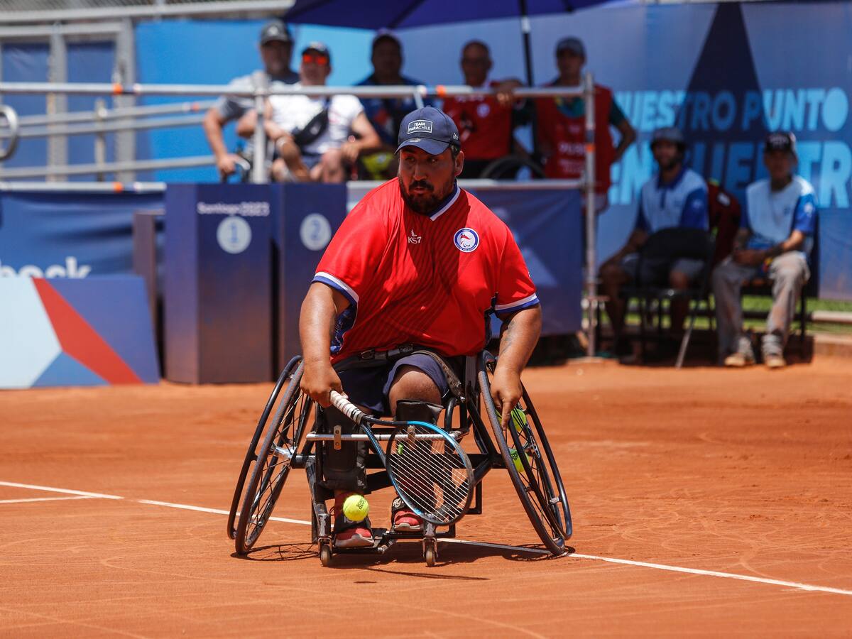 Campeón parapanamericano en Santiago 2023 compite con la silla de ruedas rota: “Es como que un auto tuviera la dirección mala”