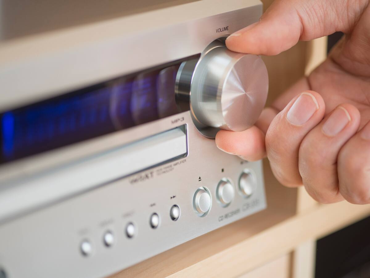 No ganó “Gata Only”: estas fueron las canciones chilenas más tocadas en las radios en el año 2024