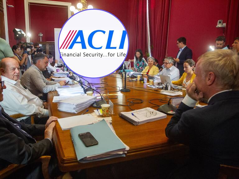 Aseguradoras estadounidenses expresan preocupación por reforma previsional: “Socava los compromisos internacionales entre EE.UU. y Chile”